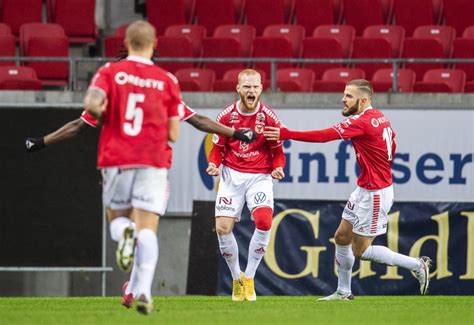 As a result of 13 matches, which kalmar ff managed to play within allsvenskan, she managed to add 17 points to her account, which allowed the team to take a. Imorgon släpps säsongskorten - Kalmar FF