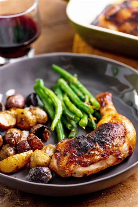 With an incredibly delicious spice blend of paprika, garlic, and italian herbs, this paprika chicken legs recipe is versatile and will pair well with almost any side dish. Baked Chicken Legs with Herbs and Lemon Recipe — The Mom 100