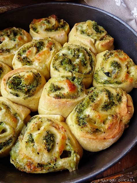 Maybe you would like to learn more about one of these? TORTA DELLE ROSE SALATA con broccoli e ricotta - I SAPORI ...