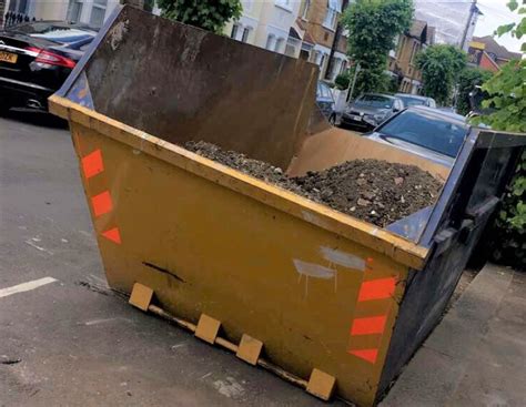 Work with a company that's dedicated to your success. Skip Hire Price List Near Me & Around the UK in 2019