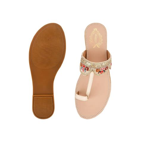 Shoetopia Women Cream Coloured Ethnic Flats Buy Shoetopia Women Cream