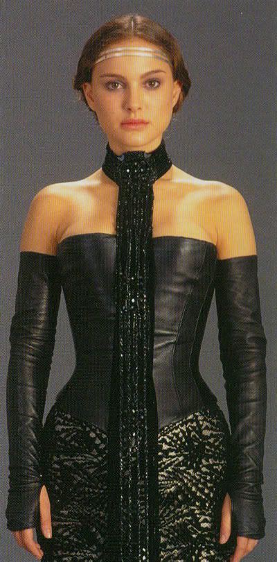 senator padme amidala in evening gown on naboo star wars outfits star wars sexy star wars