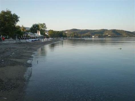 Maybe you would like to learn more about one of these? All World Hotel - Diavlos studios Αγιόκαμπος Βόρεια Εύβοια ...