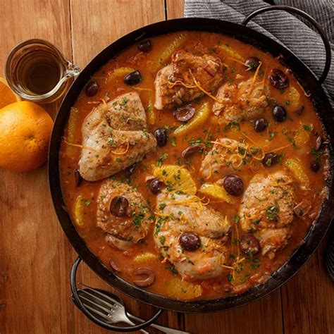 Dinner parties don't have to be a drag. How To Throw A Cozy Fall Dinner Party | Gourmet Food Store
