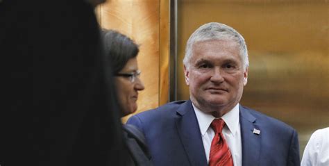 Vestea plecării ambasadorului sua a prilejuit reacții incendiare: Adrian Zuckerman: „România poate accepta revoluţia 5G şi ...