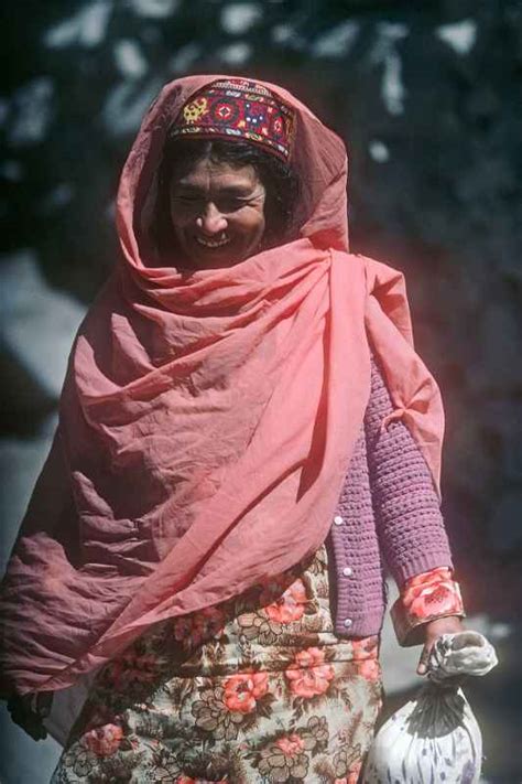 Hunza Woman Traditional Dress Hunza Valley Gilgit Baltistan