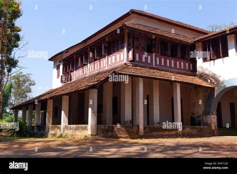 Bungalow India Raj Hi Res Stock Photography And Images Alamy