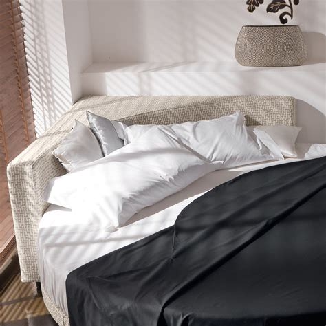 Wheel Round Bed With Corner Headboard Diotticom Bedroom Furniture