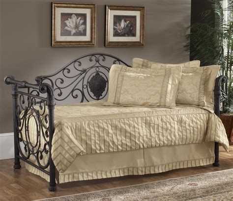 Hillsdale Daybeds Twin Mercer Daybed With Trundle A1 Furniture And Mattress Daybeds