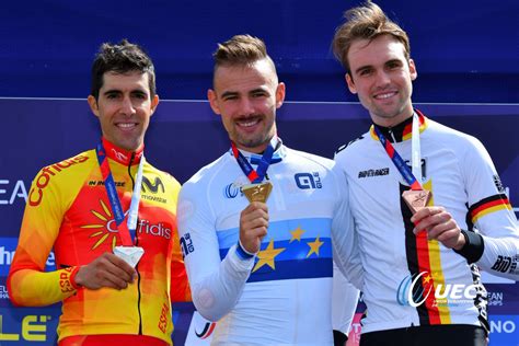 Pro cyclist / world hour record today it is 2 years ago that victor campenaerts improved the uci world hour record by no less than. Europei cronometro: Victor Campenaerts si conferma ...