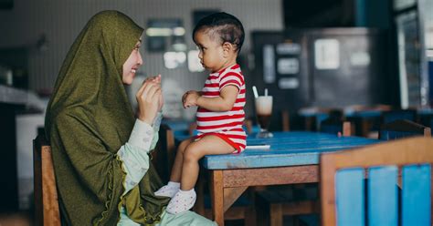 Namaku andhika, aku seorang siswa kelas 1 di smu yang cukup top di setelah beberapa lama terdiam aku mengawali pembicaraan dengan menanyakan, apa tidak ada yang marah kalau aku antar cuma. Anak Hebat Bermula Dengan Ibu Bapa Yang Hebat.