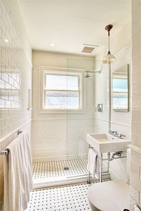 30 Stunning Small Master Bathroom Remodel Ideas Page 2 Of 35
