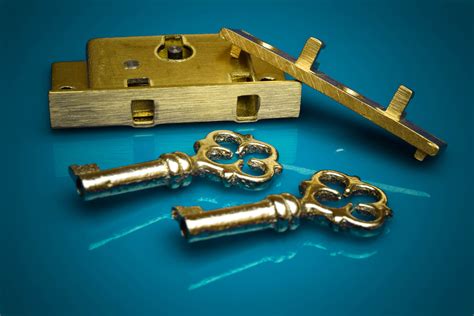 Small Jewelry Box Lock With Matching Decorative Keys Jewelry Box With