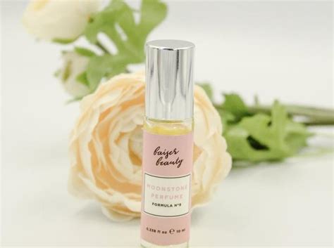 Many people assume that it is hard to find cruelty free and vegan perfume, but it is actually a lot easier than you may think. 12 Best Cruelty-Free Perfumes And Fragrances Of 2021