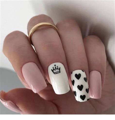 El color es tierno, sutil y femenino. Nice queen nails - #Diseños de uñas #Nails #Nice #Queen # ...
