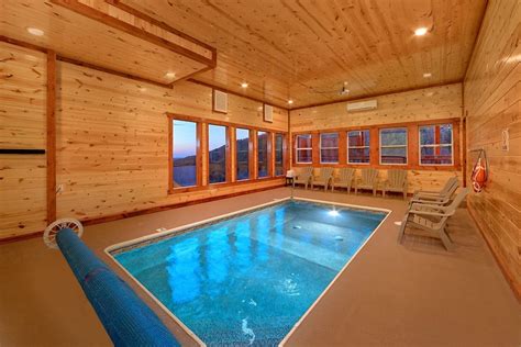 Luxury Cabin With Private Indoor Pool And Theater In Pigeon Forge