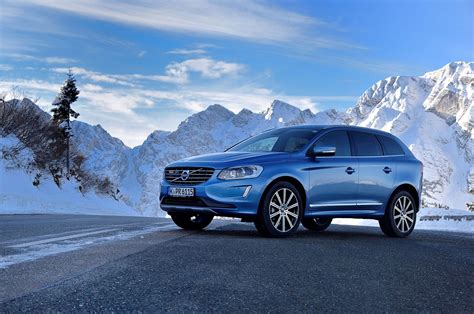2017 Volvo Xc60 Buyers Guide Reviews Specs Comparisons
