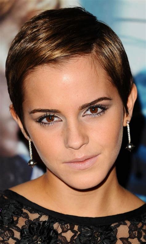 In fact, ever since then, she's gone. Iconic Short Hairstyles | Look
