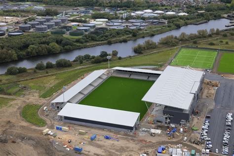 Salford is a city constantly changing and moving into an exciting future as a thriving cultural, economic and residential location. Salford City Stadium - Info-stades