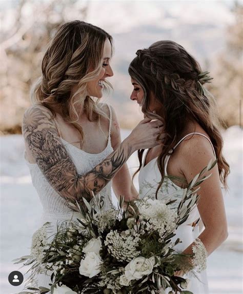 8 Tips For Choosing The Perfect Lesbian Wedding Ring