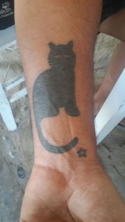 20 Minimalistic Cat Tattoos For Cat Lovers Bored Panda