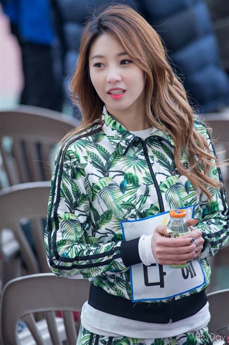 Bestie Dahye Pop Hair Hair Styles Pop Idol Korean Street Fashion