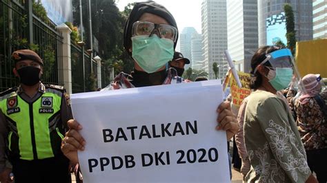 Biaya ppdb madrasah dki jakarta. PPDB DKI Jakarta Banyak Dikritik, Komnas Anak Minta Jalur ...