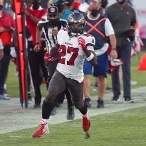 How is the super bowl point spread set, and why does it change? Tampa Bay Buccaneers vs Las Vegas Raiders Prediction, 10 ...