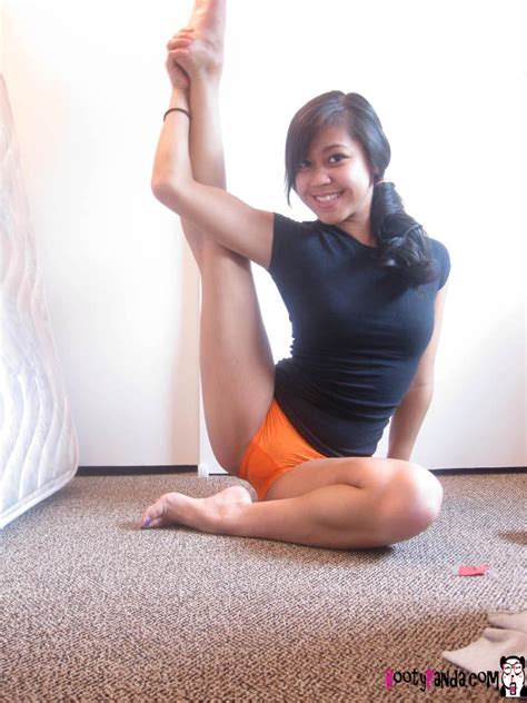 Looking for more camel toe? Sexy Asian Yoga Girl Goes By - Best Hot Girls Pics