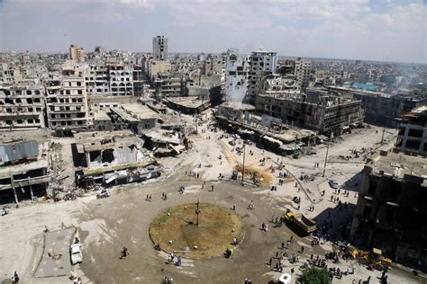 Photos Of Homs Throughout The Syrian War Business Insider