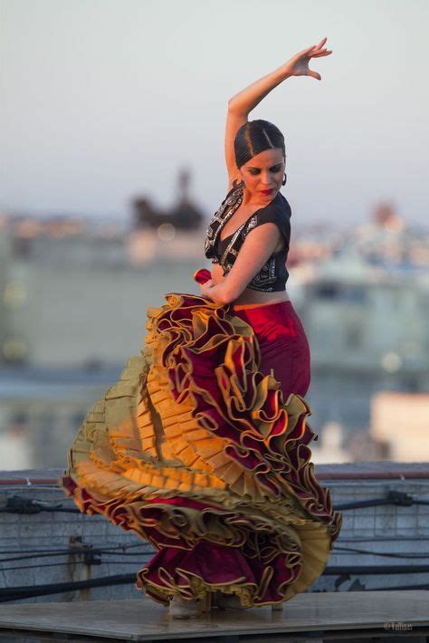 Witness The Passion Of Flamenco In Spain In 2019 Flamenco Dancers Spanish