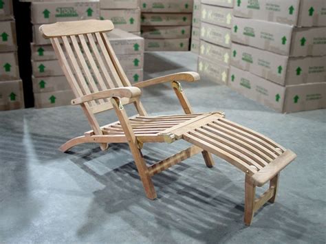 The teak steamer is made from teak and perfect outdoor furniture for your garden. Teak Steamer Chair