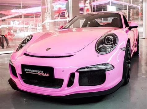Spotlight Gloss Pink Porsche 991 Gt3
