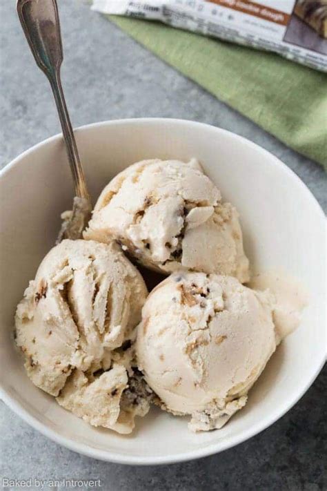 Put the lid on and turn the paddle. Homemade Coffee Ice Cream | Recipe | Frozen yogurt ...