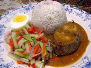 Strawberry and dried fruits bun variasi roti: Resepi Nasi Dagang Asli Terengganu Dengan Gulai Ikan ...