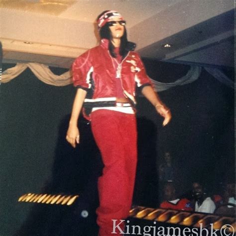Aaliyah ~ Tommy Hilfiger Fashion Show Rare Aaliyah Photo 37249512