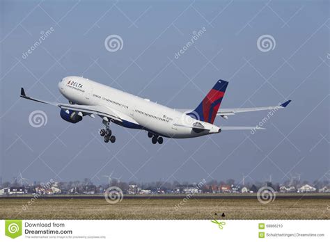 Amsterdam Airport Schiphol Delta Air Lines Airbus A330 Takes Off