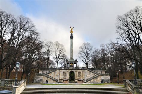 Male angel archangel statue with sword. Angel Of Peace in Munich image - Free stock photo - Public ...