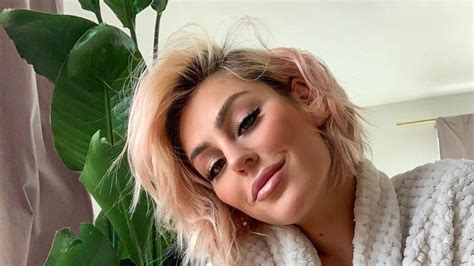 Samantha abdul has set the username as @samantha_justus on instagram. Ihr Ex bei einer Dating-Show: Wusste Bachelor-Sam Bescheid ...