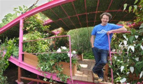 Diarmuid Gavin Reaches For The Sky At Chelsea Flower Show Uk