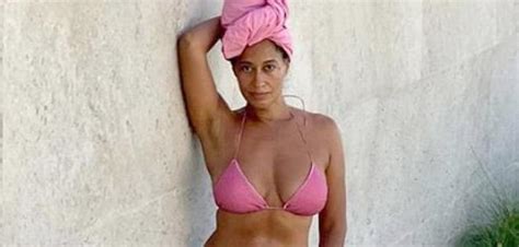 Whoa Tracee Ellis Ross Shows Off Her Curves In Hot Pink Bikini On Vacay In Cabo San Lucas