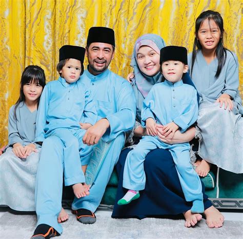 We did not find results for: Dr Halina hamil anak kembar lagi, Dr Sheikh Muszaphar ...