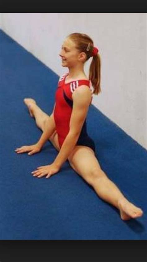 Middle Splits Gymnastics Skills Gymnastics Moves Gymnastics Tricks