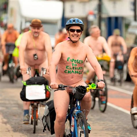 Chicagos Th World Naked Bike Ride Returns Later This Month Nude
