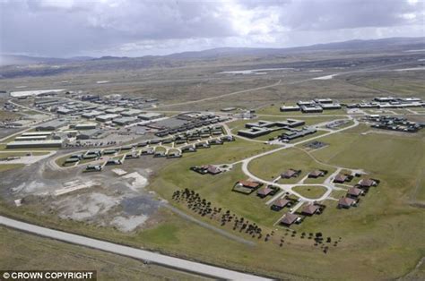 Falkland Islands Prince Harry Captured 600 Of Our Soldiers Killed