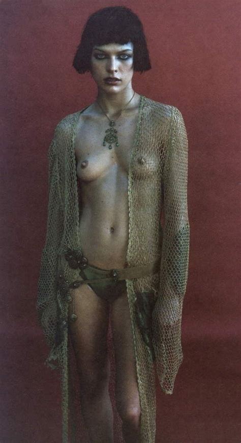 milla jovovich nude all unseen photos the fappening