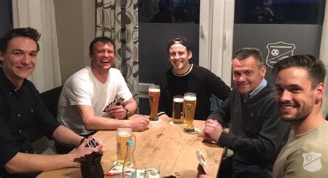 Welzmüller wäre aber nicht welzmüller, wenn er nun an sich und seiner sportlichen zukunft denn welzmüller ist nicht nur einer der leistungsträger im sportpark, sondern auch kapitän der hachinger. SpVgg Unterhaching