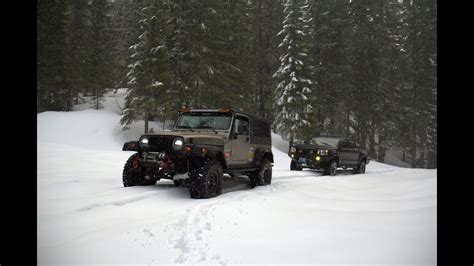 Deep Snow Jeep Wrangler And Toyota Tacoma Snowrun To Elk Lake In Oregon