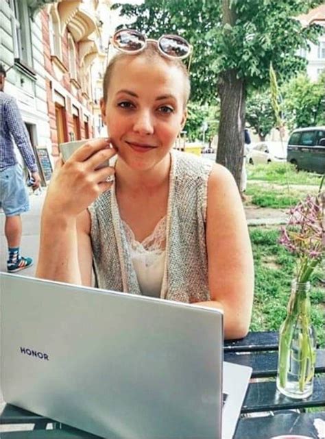 Líbila se vám anna slováčková? "Už dorůstají jí vlasy a houstne obočí": Anna Slováčková ...