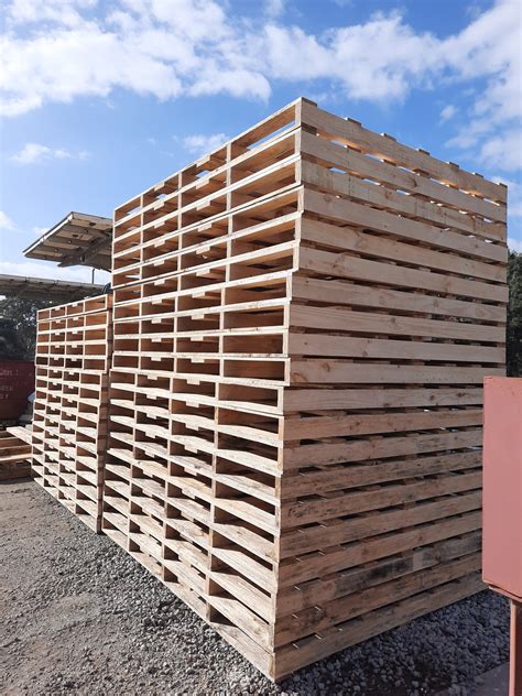 Timber/Hardwood Oversized Pallets for Sale | Smart Pallets